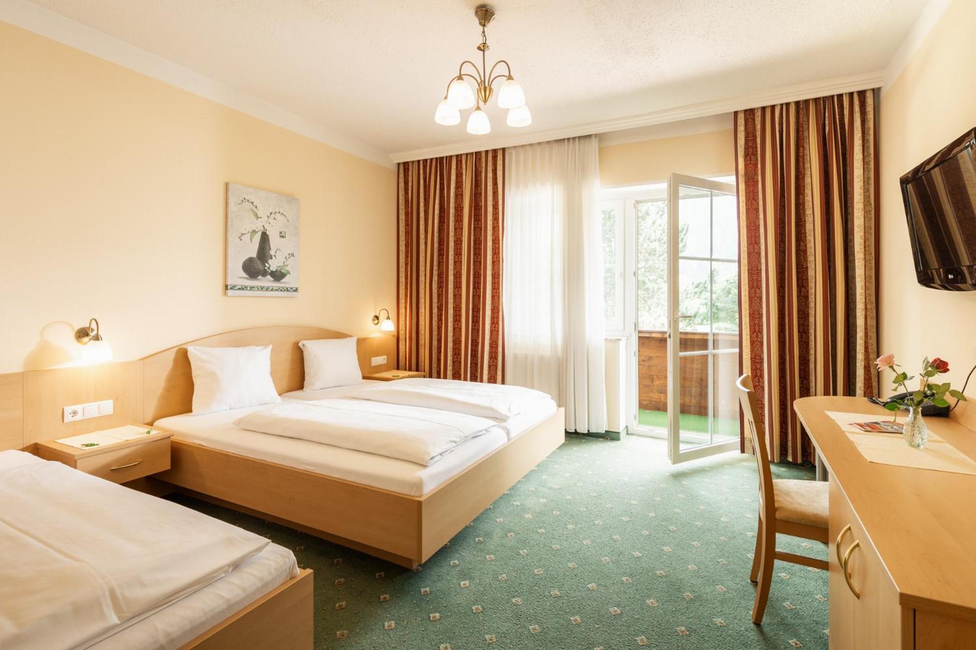 Landhotel Stofflerwirt Sankt Michael im Lungau Extérieur photo