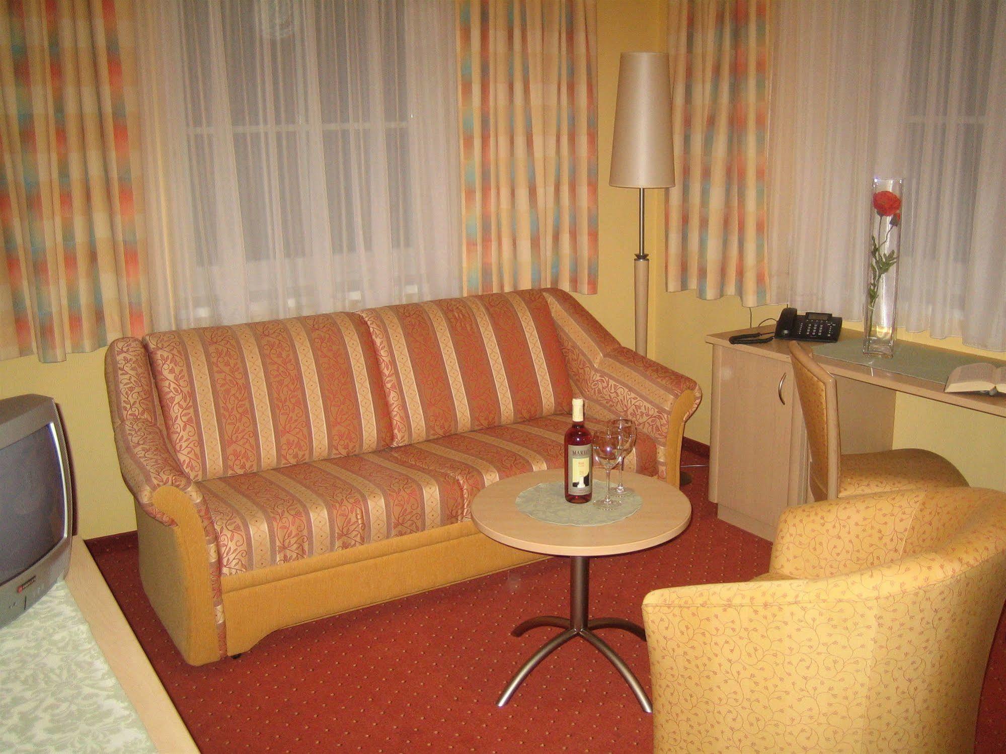 Landhotel Stofflerwirt Sankt Michael im Lungau Extérieur photo